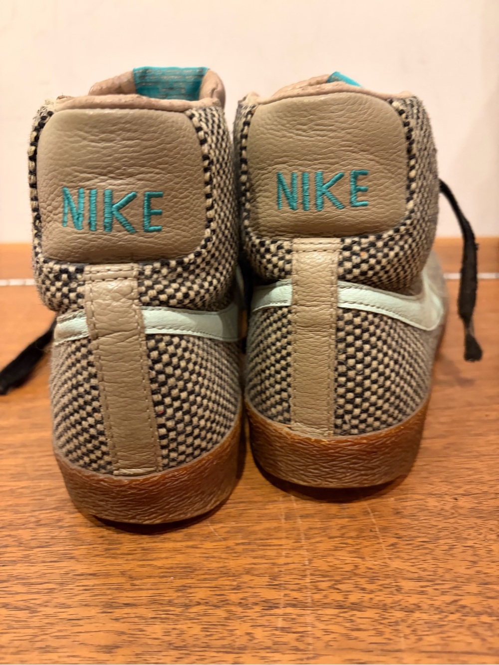 Nike High-Top Sneakers in Beige and Teal Stitching